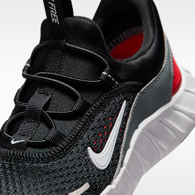 Sizing Nike Free Ride Black/Cool Gray/University Red/White IQ5811-008