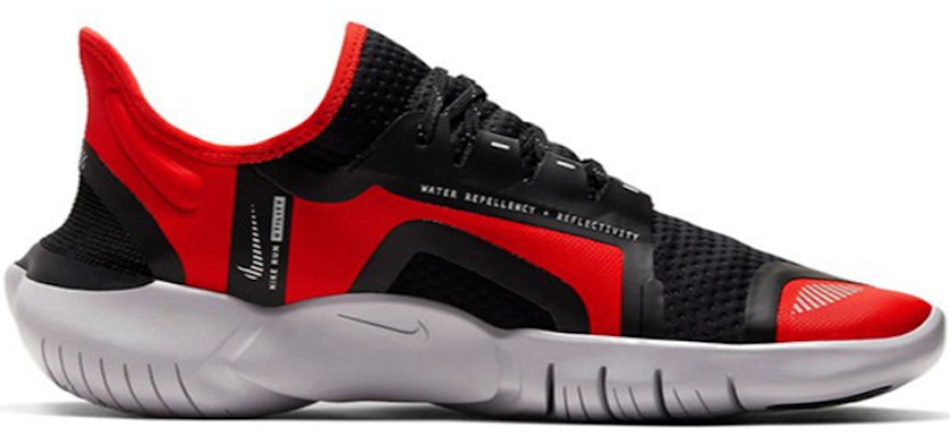 Nike Free RN 5.0 Shield 'Hitam Merah' BV1223-600 Lookbook Nike Free RN 5.0 Shield 'Hitam Merah' BV1223-600