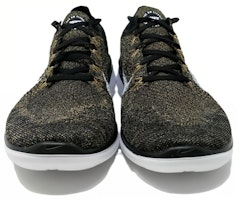 Nike 減震防滑耐磨 低筒 跑步鞋 男款 黑色 Shop Nike 減震防滑耐磨 低筒 跑步鞋 男款 黑色