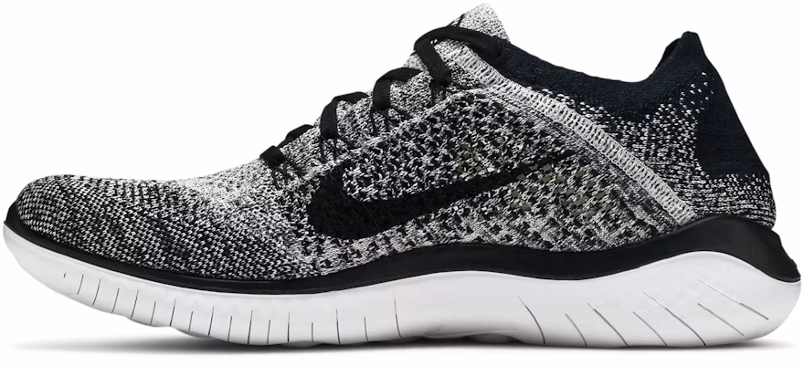 Nike Free RN Flyknit 2018 'Putih Hitam' 942838-101 Lookbook Nike Free RN Flyknit 2018 'Putih Hitam' 942838-101