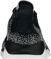 나이키 프리 RN 플라이니트 2018 '화이트 블랙' 942838-101 Sizing 나이키 프리 RN 플라이니트 2018 '화이트 블랙' 942838-101