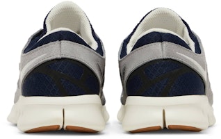 Nike Free Run 2 'Biru Tua Abu Serigala' 537732-407 Details for Nike Free Run 2 'Biru Tua Abu Serigala' 537732-407