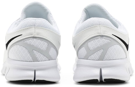 Nike Free Run 2 'Putih Hitam' DH8853-100 Details for Nike Free Run 2 'Putih Hitam' DH8853-100