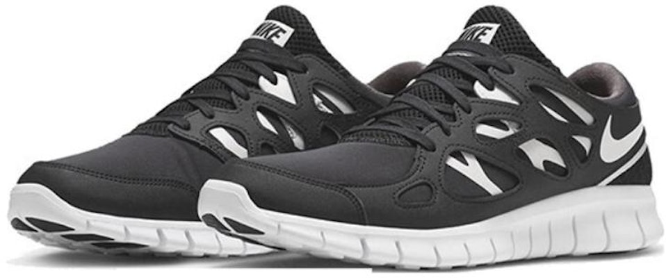 Kasut Nike Free Run 2 'Hitam Putih' DQ8977-001 Lookbook Kasut Nike Free Run 2 'Hitam Putih' DQ8977-001