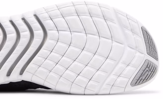 Nike Free Run 5.0 ''Noir Blanc'' CZ1884-001 Details for Nike Free Run 5.0 ''Noir Blanc'' CZ1884-001