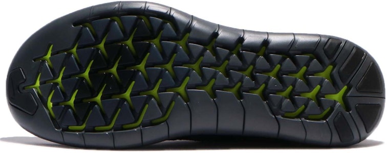 ナイキ フリー ラン モーション フライニット 2017 ブラック 880845-003 Sizing ナイキ フリー ラン モーション フライニット 2017 ブラック 880845-003