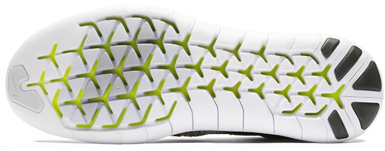 Nike Free Run Motion Flyknit 2017 'Hitam Putih' 880845-001 Purchase Nike Free Run Motion Flyknit 2017 'Hitam Putih' 880845-001