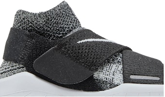 ナイキ フリー ラン モーション フライニット 2018 ブラック 942840-001 Order ナイキ フリー ラン モーション フライニット 2018 ブラック 942840-001