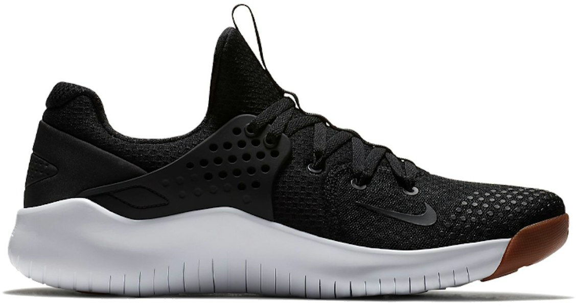 Nike Free TR V8 黑白 Lookbook Nike Free TR V8 黑白