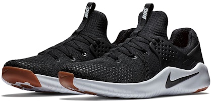 ナイキ フリー TR V8 ブラック/ホワイト AH9395-002 Lookbook ナイキ フリー TR V8 ブラック/ホワイト AH9395-002