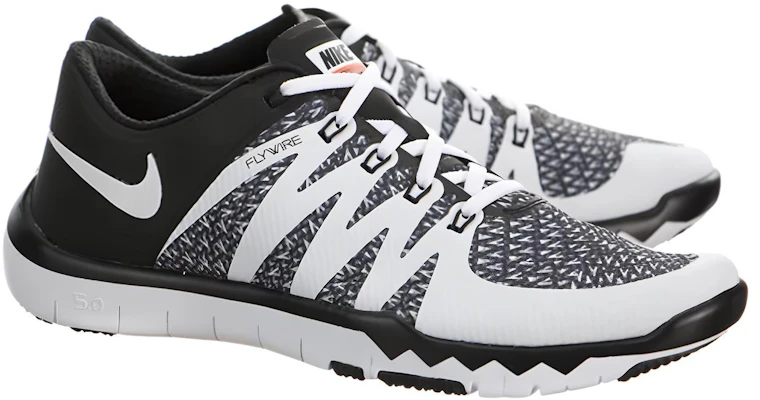 Nike Free Trainer 5.0 V6 AMP ''Noir Blanc''. 723939-016 Lookbook Nike Free Trainer 5.0 V6 AMP ''Noir Blanc''. 723939-016