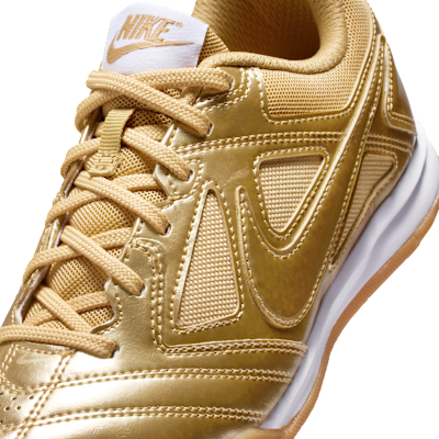 Sizing Nike Gato LV8 Emas Metalik/Putih/Cokelat Muda/Gum/Emas Metalik II7084-700