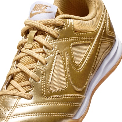 Nike Gato LV8 Metallic Gold/White/Gum Light Brown/Metallic Gold II7084-700 Sizing Nike Gato LV8 Metallic Gold/White/Gum Light Brown/Metallic Gold II7084-700