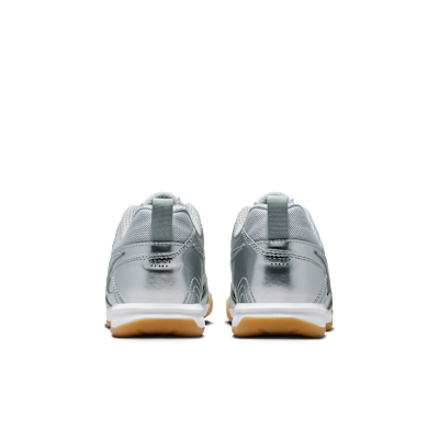 Details for (JR) 耐克 Gato LV8 銀色/白色/淺棕色/金屬銀 II7084-001