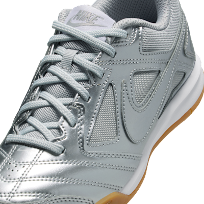 Sizing (JR) 耐克 Gato LV8 銀色/白色/淺棕色/金屬銀 II7084-001