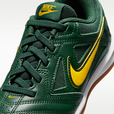 Sizing (PS) Nike Gato 運動鞋 毛絨/白色/棕膠/中褐色/大學黃 IM2208-300