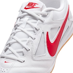 Nike Gato 白黑黃/光子灰/大學紅 HQ6019-102 Sizing Nike Gato 白黑黃/光子灰/大學紅 HQ6019-102