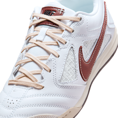 Sizing Nike Gato Blanco/Perla Suave/Gris Humo Oscuro/Marrón Oscuro IM6669-120