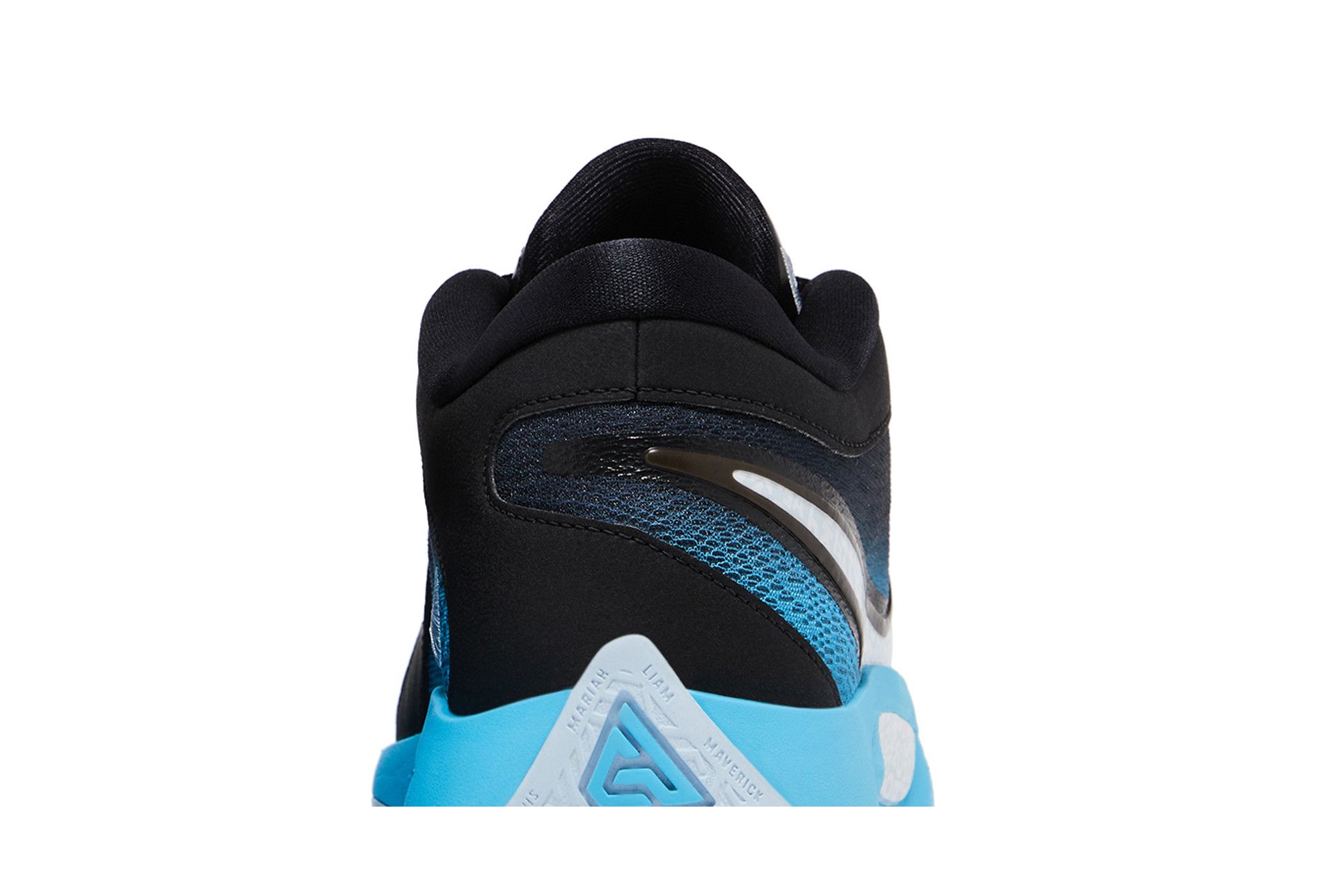 Sizing 耐克字母哥 Freak 6 『聖誕系列』 FZ1620-001