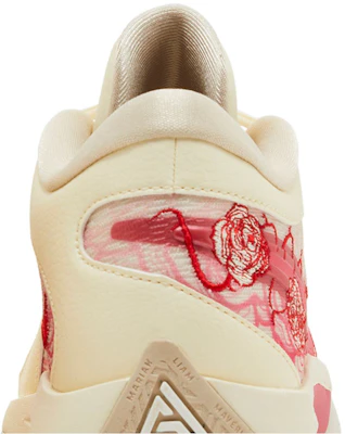 Nike Giannis Freak 6 NRG ''Rosen'' FV1295-100-/-FV1294-100 Sizing Nike Giannis Freak 6 NRG ''Rosen'' FV1295-100-/-FV1294-100
