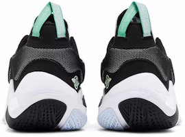 Nike Giannis Immortality 2 'Blanco Negro Volt' DM0825-101 Details for Nike Giannis Immortality 2 'Blanco Negro Volt' DM0825-101