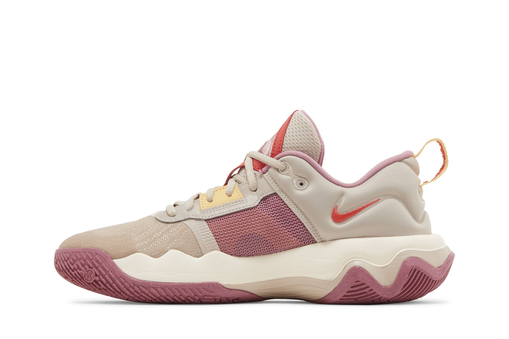 Lookbook Nike Giannis Immortality 3 ''Fossil Stone Celestial Gold'' Herren Sneaker DZ7533-200