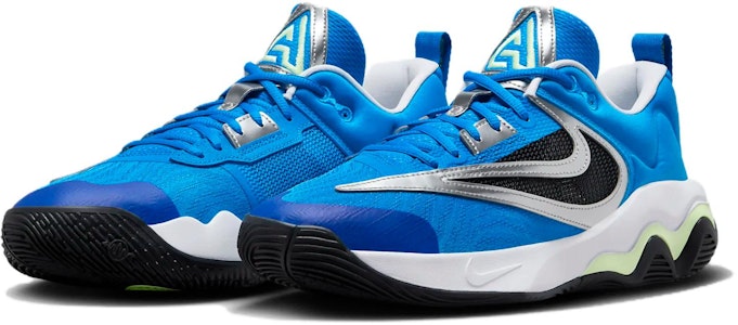 Nike Giannis Immortality 3 EP 'Foto Biru Putih' DZ7534-400 Lookbook Nike Giannis Immortality 3 EP 'Foto Biru Putih' DZ7534-400