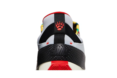 Nike GO FlyEase 'Doernbecher XIX'