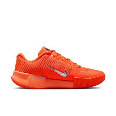 Lookbook Nike GP Challenge Pro Premium Hyper Crimson/Metallic Silver HQ2629-800
