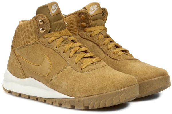 Nike Hoodland 麂皮「Haystack」654888-727 Lookbook Nike Hoodland 麂皮「Haystack」654888-727
