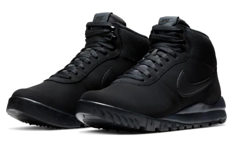 Lookbook Nike Hoodland Suede 'Triple Black' Lelaki Kasut Hitam Sepenuhnya 654888-090