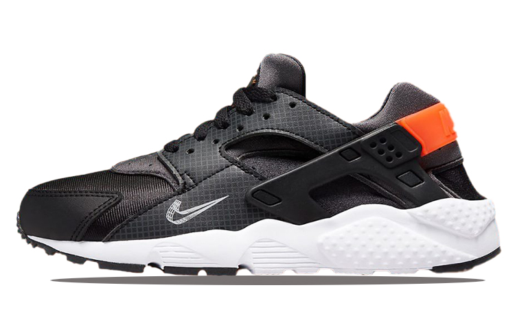 Buy 耐克 Huarache Run '3D Swoosh' 运动鞋 DR0173-001