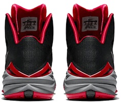 耐克 2014年款 全黑 Hyperdunk 篮球鞋 653640-003 Shop 耐克 2014年款 全黑 Hyperdunk 篮球鞋 653640-003