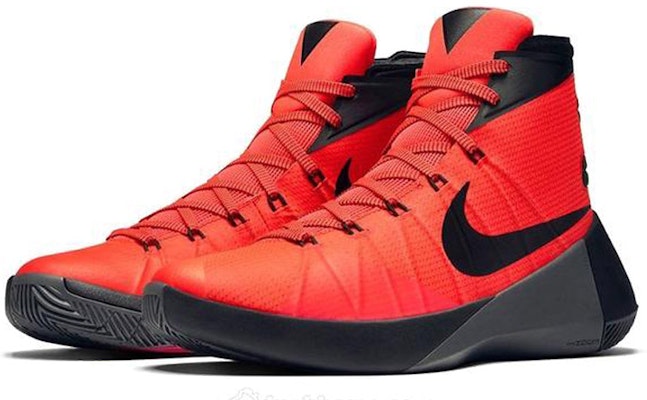 Nike Hyperdunk 2015 'Bright Crimson' 749561-600 Lookbook Nike Hyperdunk 2015 'Bright Crimson' 749561-600