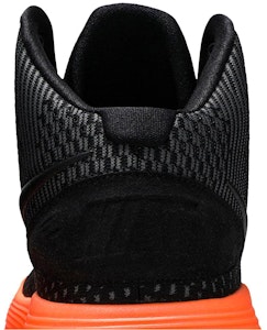 耐克Hyperdunk 2017 黑色橙色 897631-007 Sizing 耐克Hyperdunk 2017 黑色橙色 897631-007