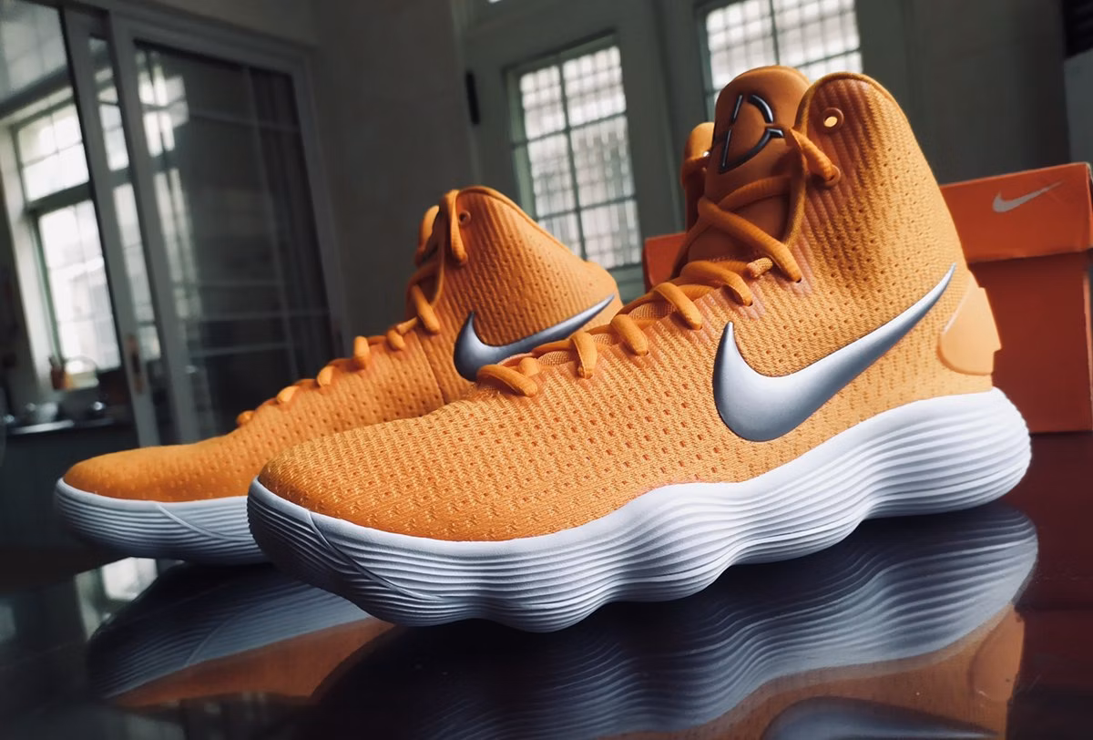 nike-hyperdunk-2017-default-colorway-942571-800