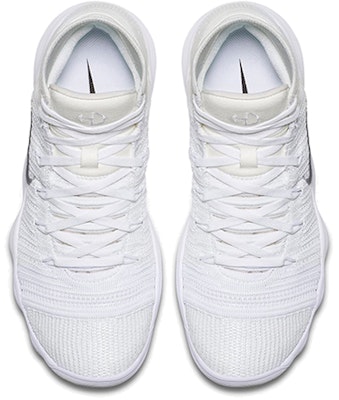 Nike Hyperdunk 2017 React Flyknit 高筒 实战篮球鞋 男款 白灰 Lookbook Nike Hyperdunk 2017 React Flyknit 高筒 实战篮球鞋 男款 白灰