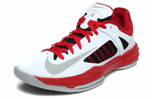 Nike Hyperdunk Low ''Bianco'' 554671-101 Lookbook Nike Hyperdunk Low ''Bianco'' 554671-101