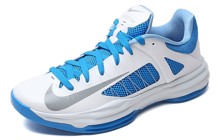 Order Nike Hyperdunk Low ''Bianco'' 554671-104