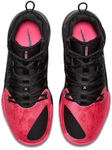 耐克Hyperdunk X 'Kay Yow'篮球鞋 AV2059-001 Shop 耐克Hyperdunk X 'Kay Yow'篮球鞋 AV2059-001