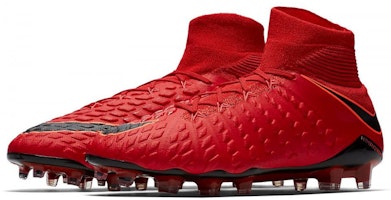 나이키 하이퍼베놈 팬텀 3 DF FG '유니버시티 레드' 860643-616 Lookbook 나이키 하이퍼베놈 팬텀 3 DF FG '유니버시티 레드' 860643-616