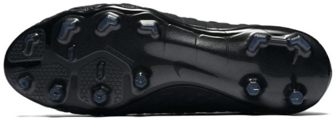 Nike Hypervenom Phantom 3 DF FG Black 860643-010 Details for Nike Hypervenom Phantom 3 DF FG Black 860643-010