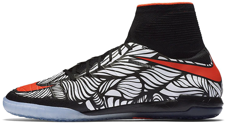nike-hypervenom-x-proximo-ic-black-white-820118-061