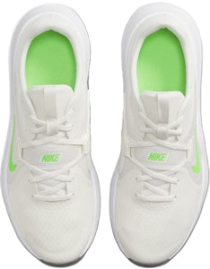 ナイキ インシーズンTR 13 "ファントムグリーン" DZ9360-002 Shop ナイキ インシーズンTR 13 "ファントムグリーン" DZ9360-002