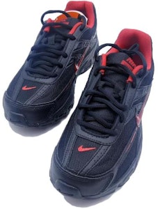 나이키 이니시에이터 '블랙 레드' 394055-060 Lookbook 나이키 이니시에이터 '블랙 레드' 394055-060