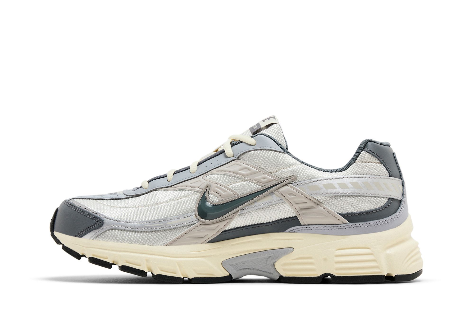 Shop Nike Initiator ''Light Bone Metallic Zilver'' HQ1179-001