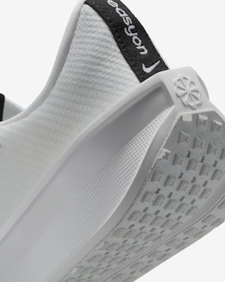 Nike Interact Larian Mudah Dinyalakan FV5590-100 Cheap Nike Interact Larian Mudah Dinyalakan FV5590-100