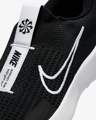 나이키 인터랙트 런 이지 온 스니커즈 FV5590-001 Sizing 나이키 인터랙트 런 이지 온 스니커즈 FV5590-001