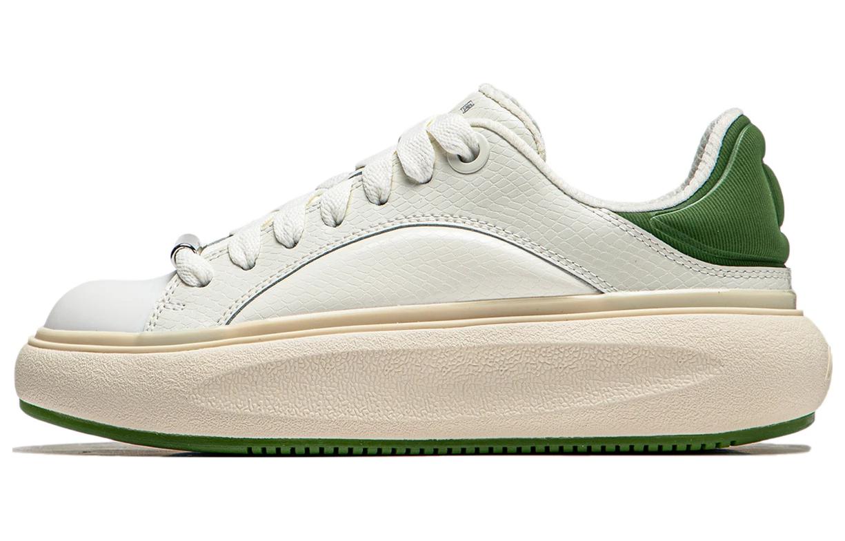 Nike Internationalist NS 'Metallic Silver' 833912-001