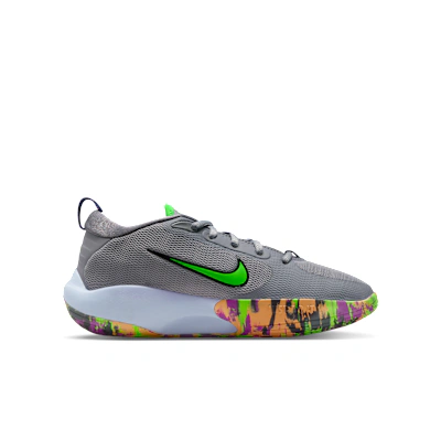 (Youth) Nike IsoFly Sneaker Cement Gray/Black/Vivid Purple/Green Strike